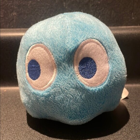 Pac Man Blue Bashful Ghost 4” Plush Toy - Picture 2 of 6